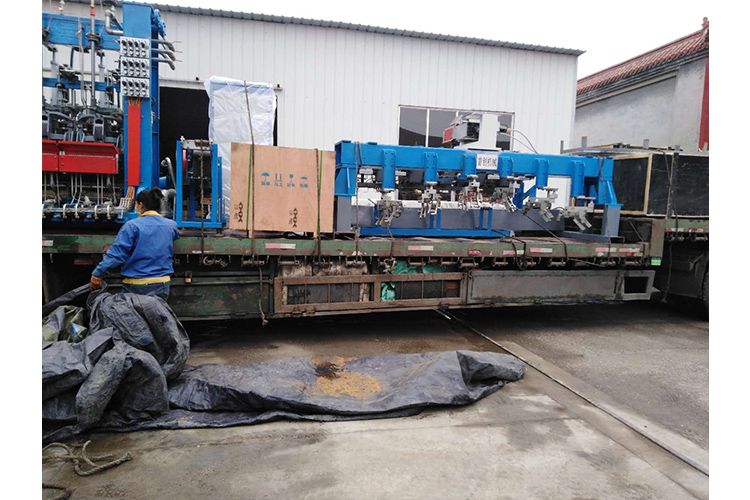 行列機(jī)，供料機(jī)發(fā)貨